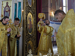 Глава Россошанской епархии совершил молодежную Литургию в Свято-Ильинском кафедральном соборе города Россошь