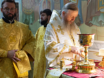 В день церковного новолетия Архипастыри совершили Божественную литургию в Петро-Павловском кафедральном соборе города Луганска