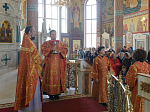 Глава Россошанской епархии возглавил служение Божественной литургии в Свято-Ильинском кафедральном соборе города Россоши
