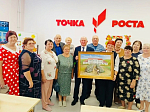 Настоятель храма Архистратига Божия Михаила села Воробьевка иерей Игорь Подопригорин поздравил учащихся и коллектив МКОУ «Воробьевская СОШ» с 90-летним юбилеем школы