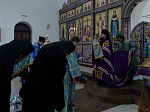 В праздник Похвалы Богородицы Архипастырь совершил Божественную литургию в Воскресенском соборе Белогорского мужского монастыря