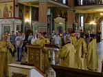 В канун праздника святых отцов шести Вселенских соборов, в Ильинском кафедральном соборе Россоши совершено всенощное бдение