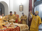 Архипастырь совершил воскресное богослужение в Воскресенском соборном храме Белогорского мужского монастыря