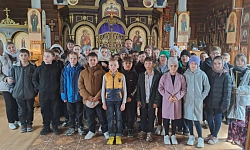 Ученики четвертых классов Воробьевской СОШ посетили храм Архистратига Божия Михаила села Воробьевка