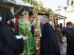 В канун праздника обретения мощей прп. Сергия Радонежского епископ Дионисий сослужил Патриарху Кириллу за всенощным бдением в Троице-Сергиевой лавре
