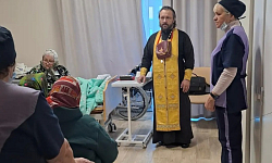 Иерей Игорь Подопригорин совершил таинство исповеди и причастия в Воробьевском Центре реабилитации и социализации