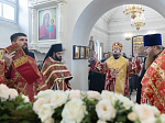 Преосвященнейший епископ Дионисий совершил Божественную литургию в Костомаровском монастыре