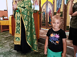 В храмах Павловского благочиния совершались праздничные богослужения в день Святой Троицы.
