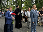 В селе Белогорье состоялось открытие и освящение отреставрированного парка Победы